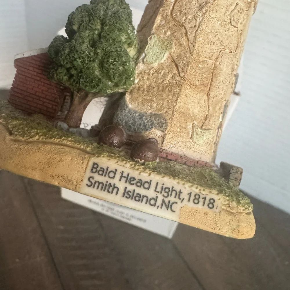 Lefton Lighthouse Figurine - Tan and Green